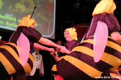 313